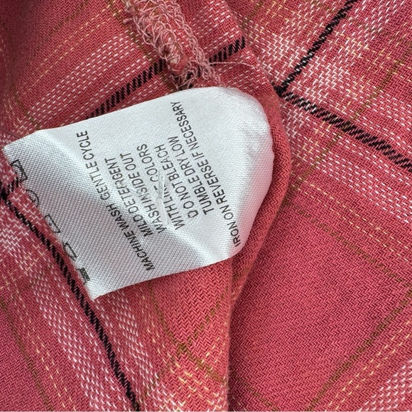 Dance & Marvel Red Plaid and Denim Raw Edge Flannel Women’s Size Medium - Picture 10 of 10
